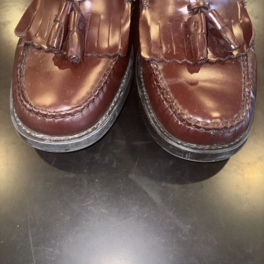 GH Bass Leather Weejuns Loafer Tassel Men’s Size 8.5M Old Money Preppy Office